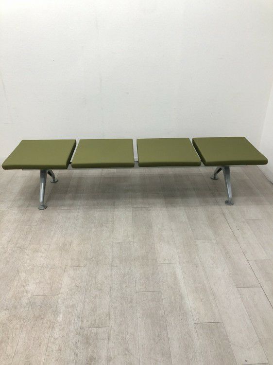 コクヨ4700シリーズ 4人掛けロビーチェア 商品画像2