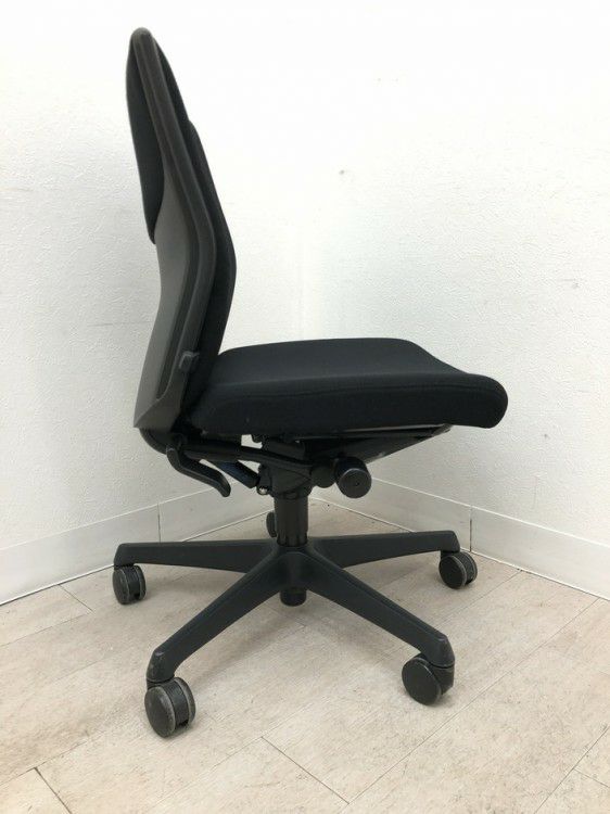 オカムラESCUDO(エスクード)チェア エスクードチェア 商品画像5