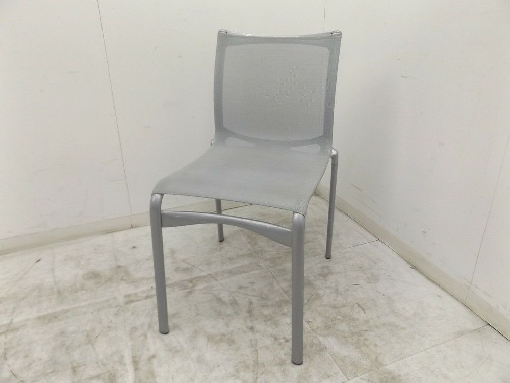 Alias  アリアス ハイフレームスタッキングチェア グレー 4脚 イタリア製 Alias アリアス ハイフレームスタッキングチェア グレー 4脚