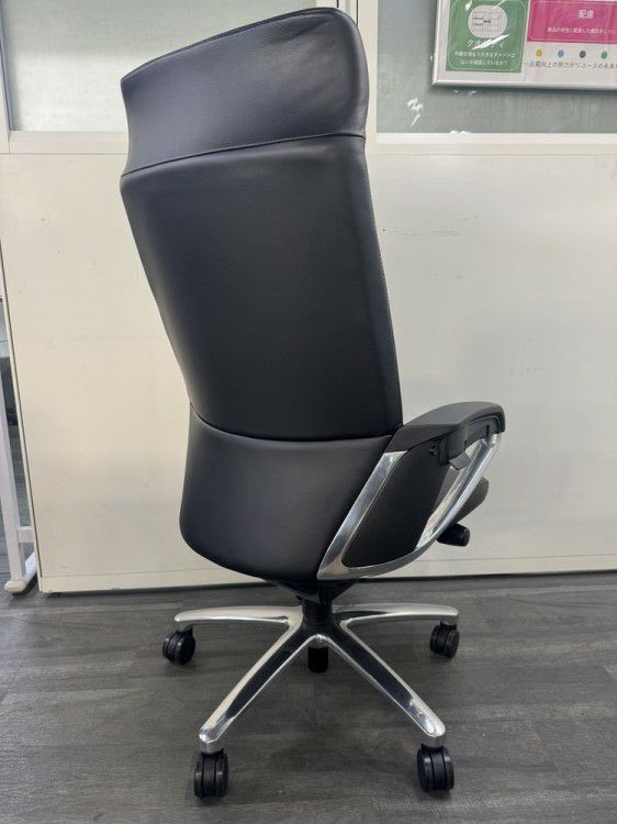 コクヨマネージメントチェア フィロソフィーシリーズ 固定肘付フィロソフィーチェア 商品画像3