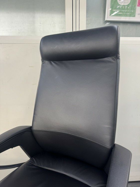 コクヨマネージメントチェア フィロソフィーシリーズ 固定肘付フィロソフィーチェア 商品画像4