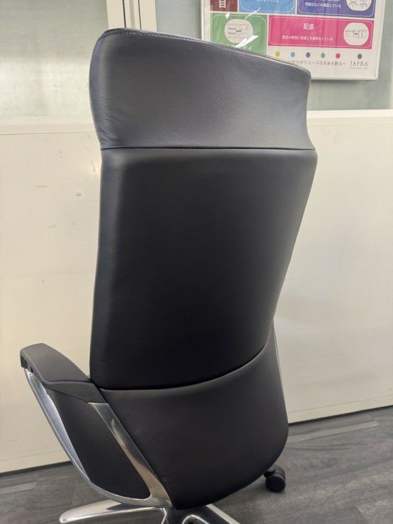 コクヨマネージメントチェア フィロソフィーシリーズ 固定肘付フィロソフィーチェア 商品画像8