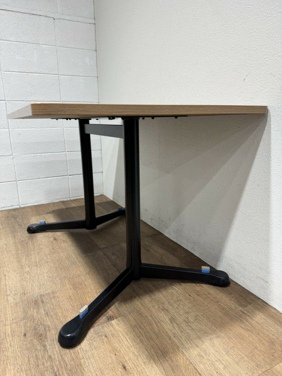 オカムラアクティアフェローシリーズ ミーティングテーブル 商品画像4