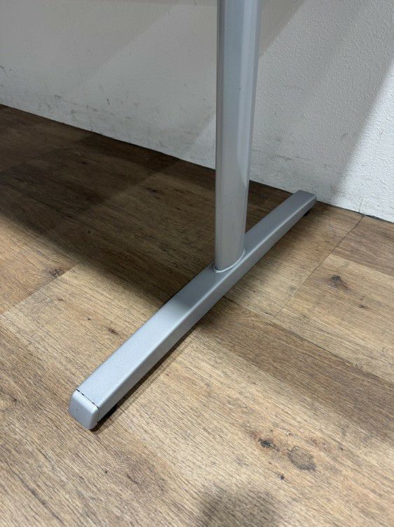 オカムラ8177シリーズ ミーティングテーブル 商品画像5