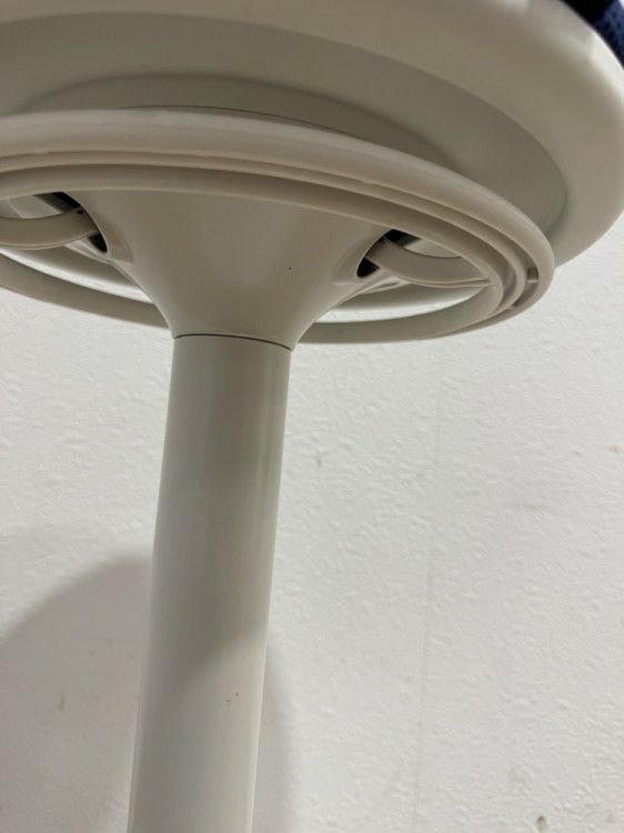 オカムラピルエットシリーズ 昇降ハイスツール 商品画像4