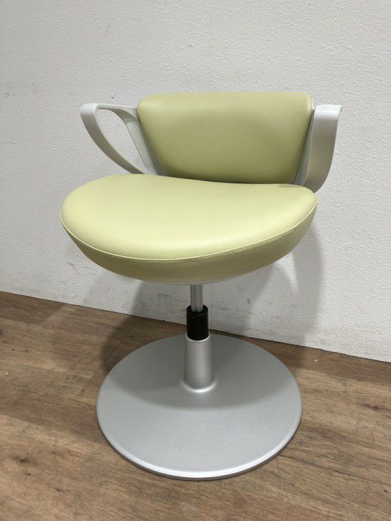 コクヨピコラリビナ(picora livina)シリーズ 患者用イス 商品画像2