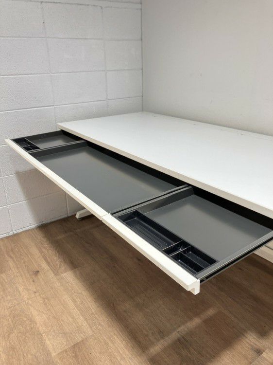 オカムラADVANCE（アドバンス）シリーズ 1600平デスク 商品画像5