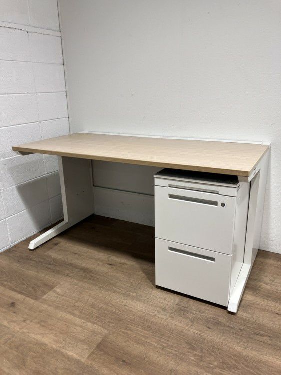 イトーキCZRシリーズ 1400平デスク+ワゴンセット 商品画像1