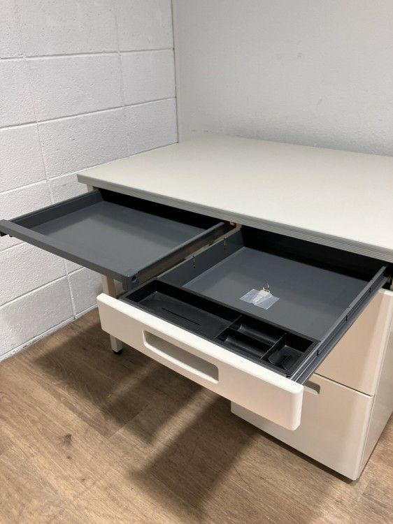 コクヨSR型 1000片袖デスク 商品画像5