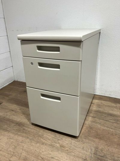 コクヨBSシリーズ 脇机 商品画像1