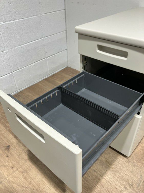 コクヨBSシリーズ 脇机 商品画像5