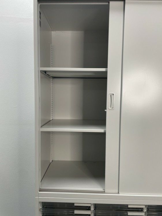 イトーキシンラインシリーズ スライドクリアトレー上下書庫 商品画像10