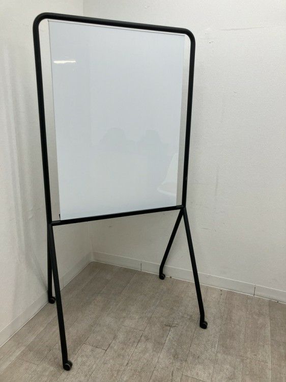 コクヨエニーツールシリーズ 750脚付ホワイトボード 商品画像1