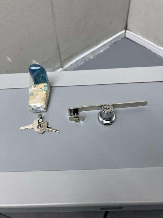 ウチダ（内田洋行）卓上薬品庫 商品画像10