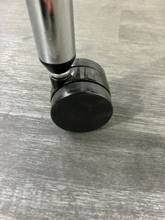 イトーキカクタスシリーズ メモ台付スタッキングチェア 商品画像13