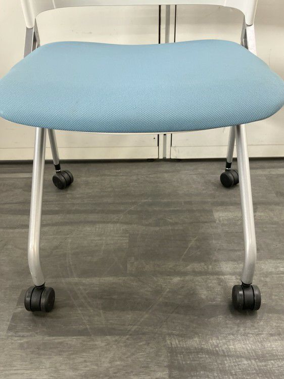 イトーキMonon(モノン)チェア ネスティングチェア4脚セット 商品画像9