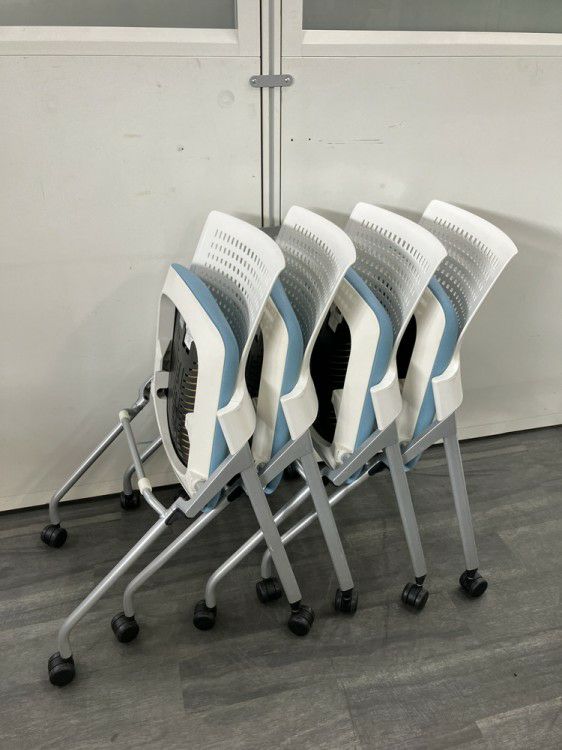 イトーキMonon(モノン)チェア ネスティングチェア4脚セット 商品画像14