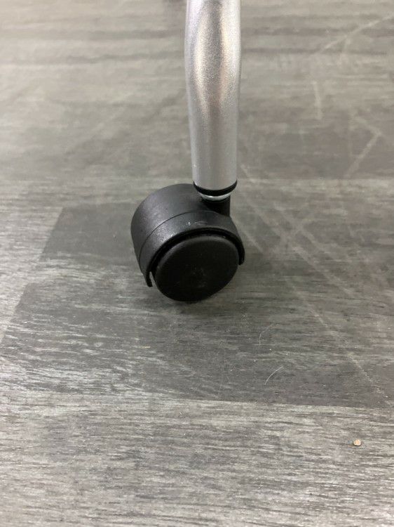 イトーキマノス(MANOSS)シリーズ ネスティングチェア 商品画像9