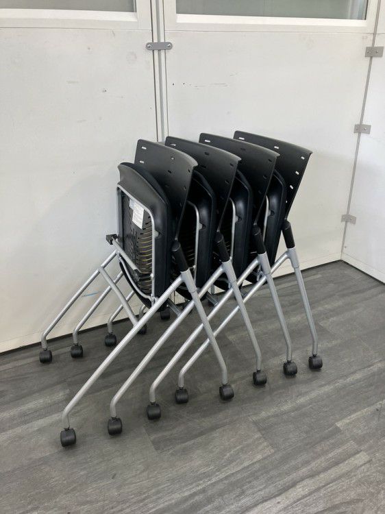 イトーキマノス(MANOSS)シリーズ ネスティングチェア 商品画像13