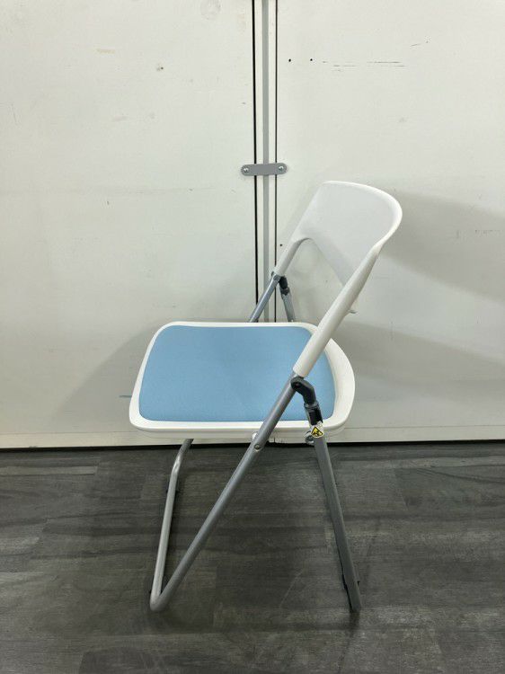 イトーキラムダシリーズ 折畳パイプイス 商品画像3