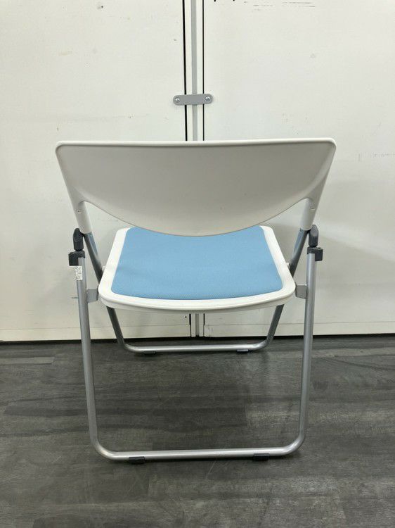 イトーキラムダシリーズ 折畳パイプイス 商品画像4