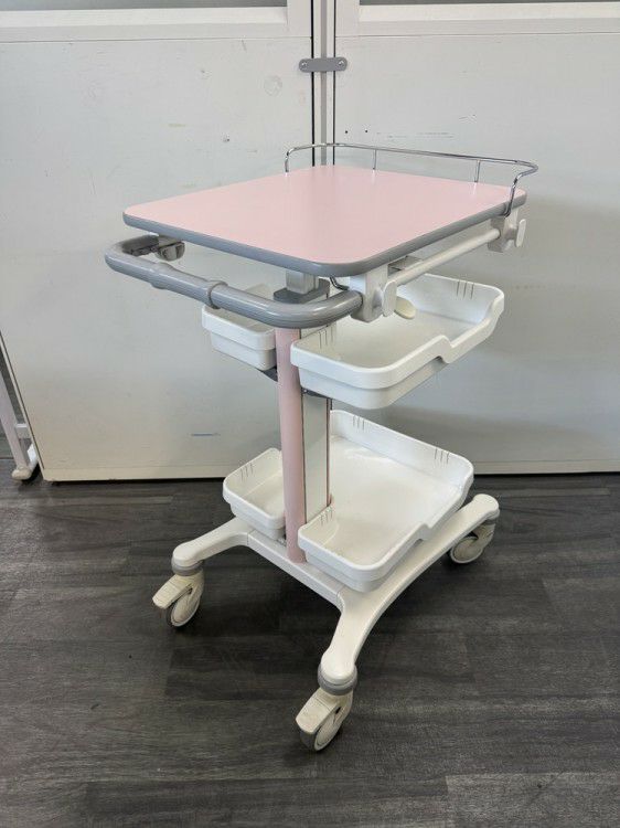 コクヨFREE+シリーズ ナーシングカート 商品画像1