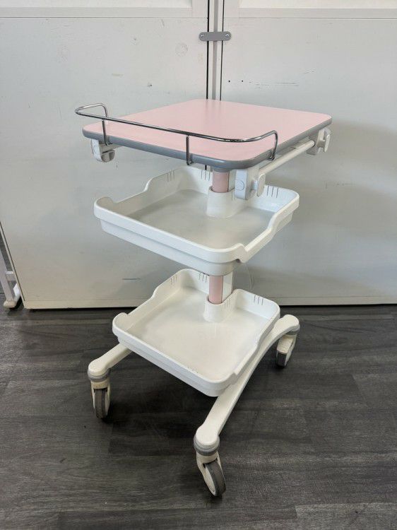 コクヨFREE+シリーズ ナーシングカート 商品画像2