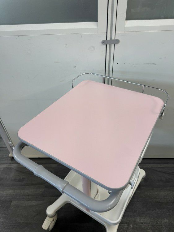 コクヨFREE+シリーズ ナーシングカート 商品画像3