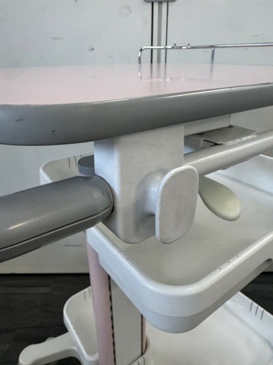 コクヨFREE+シリーズ ナーシングカート 商品画像9