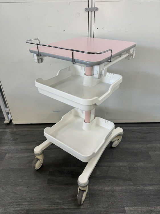 コクヨFREE+シリーズ ナーシングカート 商品画像2