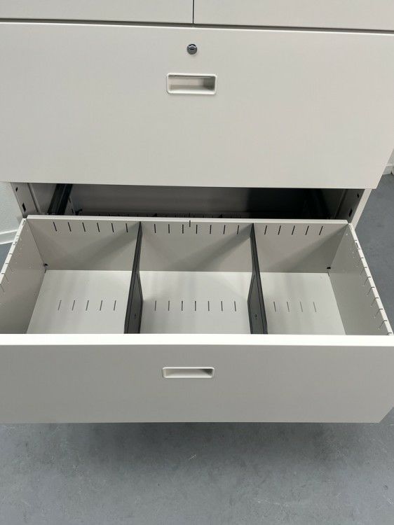 イトーキシンラインシリーズ 両開きラテラル上下書庫 商品画像13