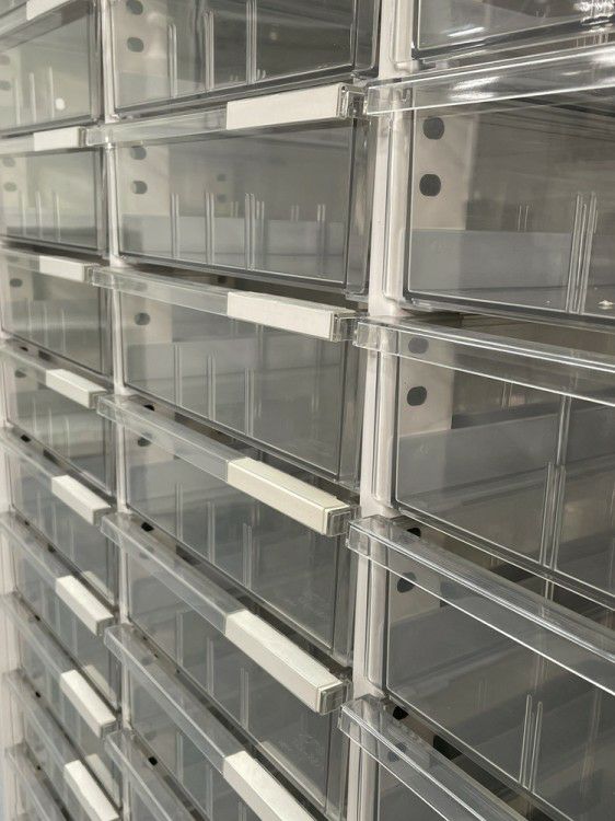 イトーキシンラインシリーズ クリアトレーキャビネット 商品画像9