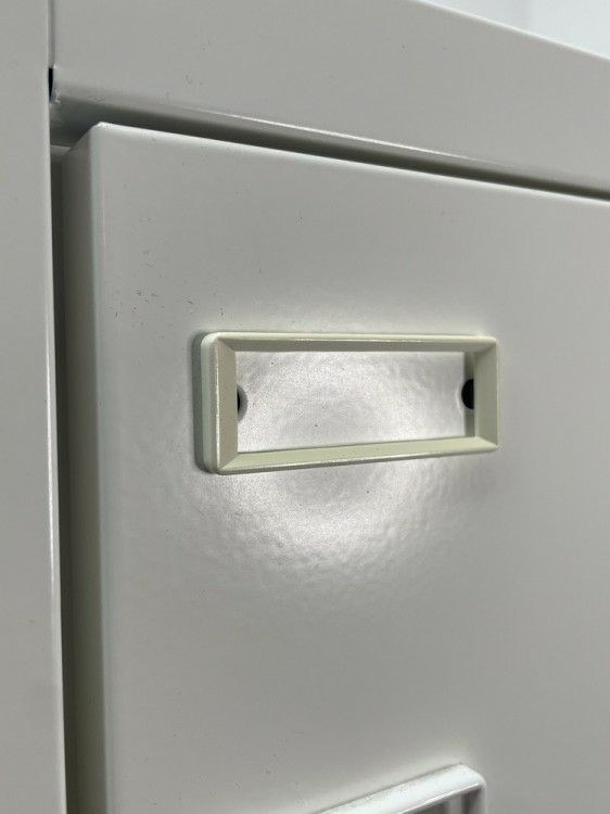 オカムラFZタイプシリーズ 15人用ロッカー 商品画像11