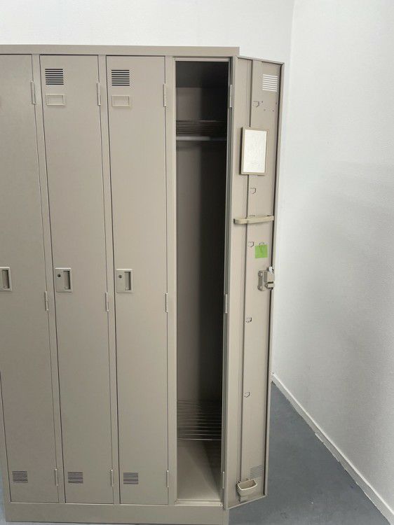 TOYO4人用ロッカー 商品画像8