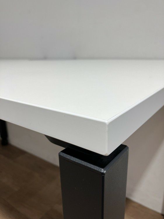 コクヨワークフィットシリーズ 1400平デスク 商品画像2