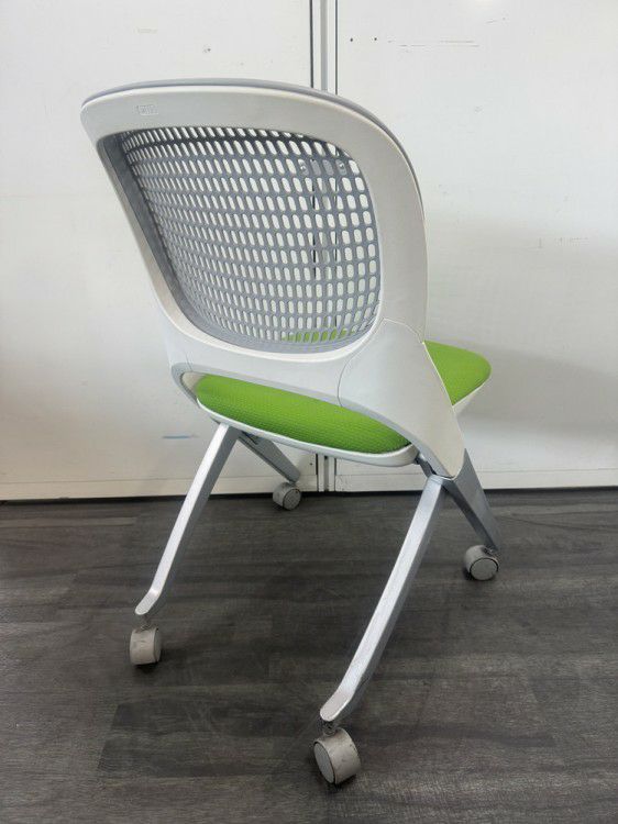 プラスエラーテシリーズ ネスティングチェア4脚セット 商品画像3