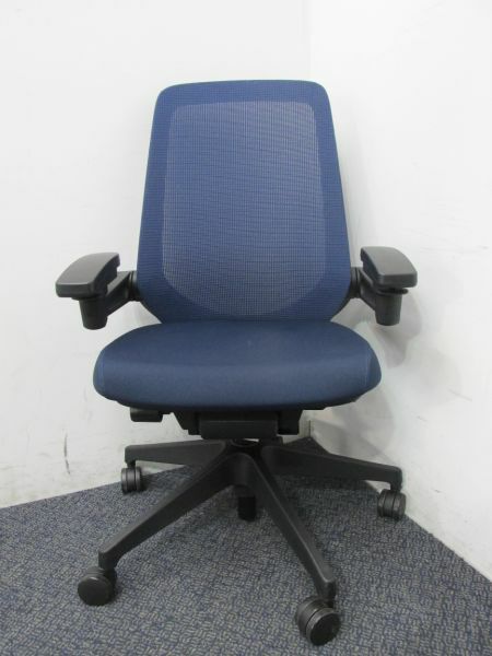 イトーキnort(ノートチェア)シリーズ 肘付きノートチェア 商品画像3