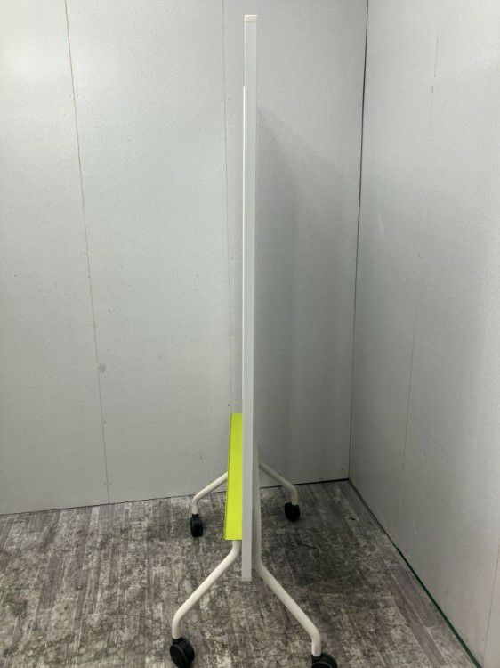 アスクル縦型脚付両面ホワイトボード 商品画像3