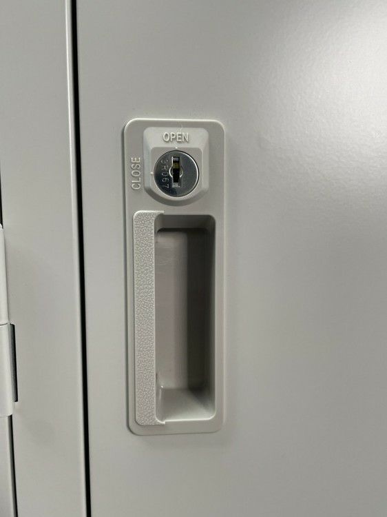 ライオン4人用ロッカー 商品画像7