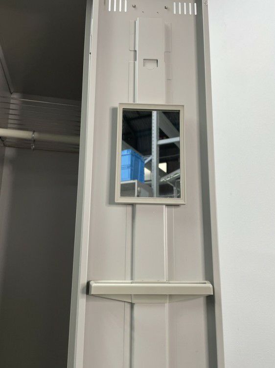 ライオン4人用ロッカー 商品画像11