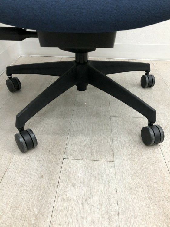 コクヨ Duora2(デュオラ2)チェア 固定肘付デュオラ2チェア 商品画像13