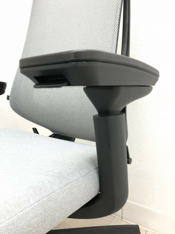 コクヨ Duora2(デュオラ2)チェア 可動肘付デュオラ2チェア 商品画像14