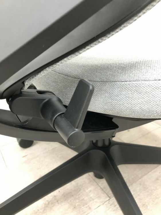 コクヨ Duora2(デュオラ2)チェア 可動肘付デュオラ2チェア 商品画像18