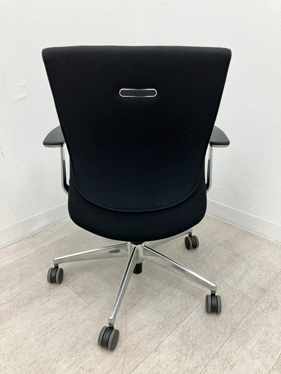 コクヨPUNTO(プント)チェア 固定肘付プントチェア 商品画像4