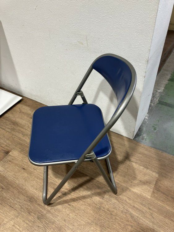 コクヨ折畳パイプイス 商品画像2