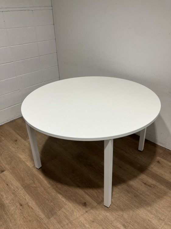 コクヨワークフィットシリーズ 丸テーブル 商品画像1