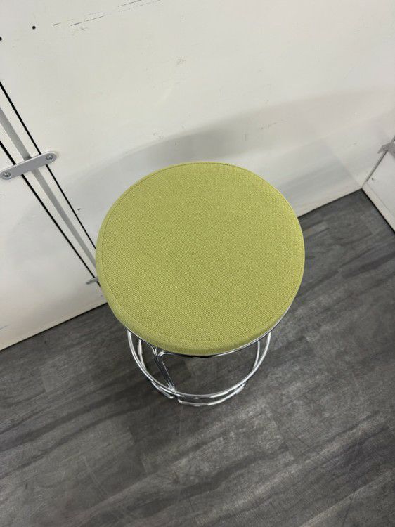 コクヨCK-750シリーズ 丸イス 商品画像2