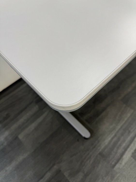 コクヨBT-500シリーズ ミーティングテーブル 商品画像3