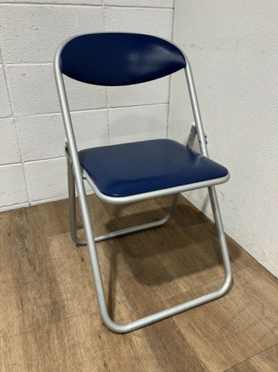 コクヨ折畳パイプイス 商品画像1