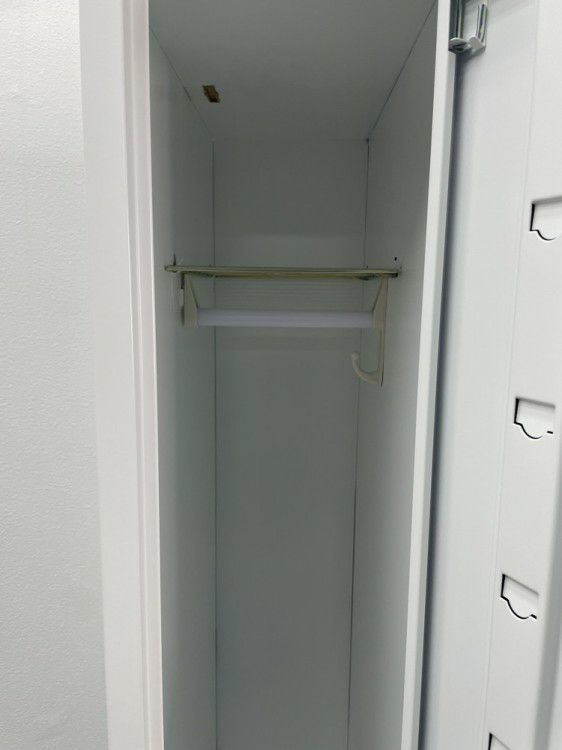 ウチダ（内田洋行）NS型シリーズ 2人用ロッカー 商品画像8